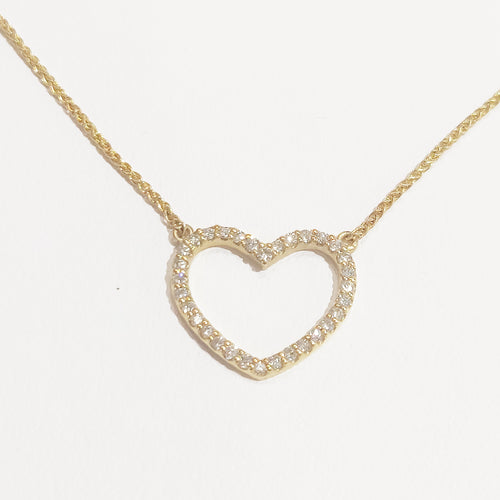 Heart diamond and yellow gold necklace
