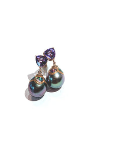 Tahitian Makié inlaid Pearl Earrings with Amerhysts